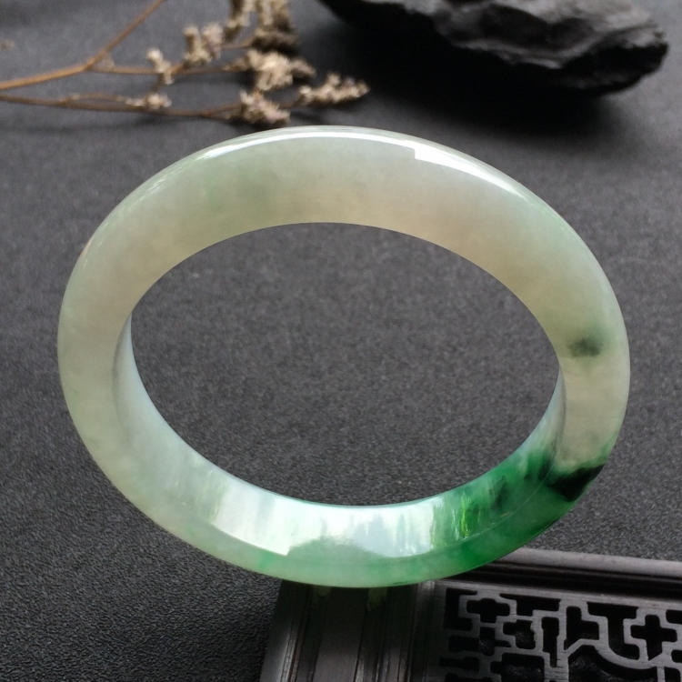 （超值推荐）糯冰种飘翠手镯（58.9mm）