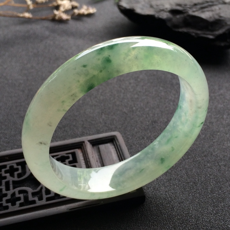 （超值推荐）冰种飘花手镯（57.9mm）