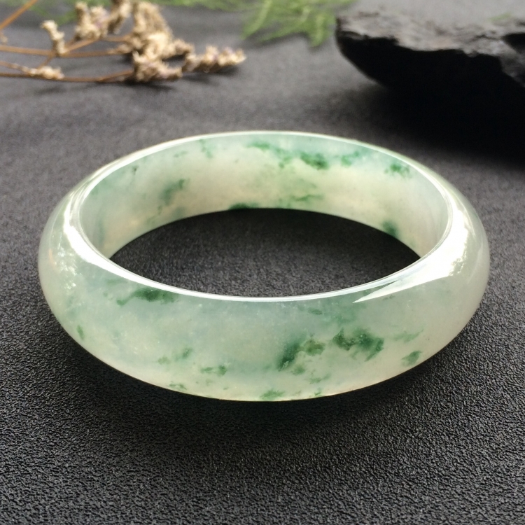 （超值推荐）冰种飘花手镯（58mm）