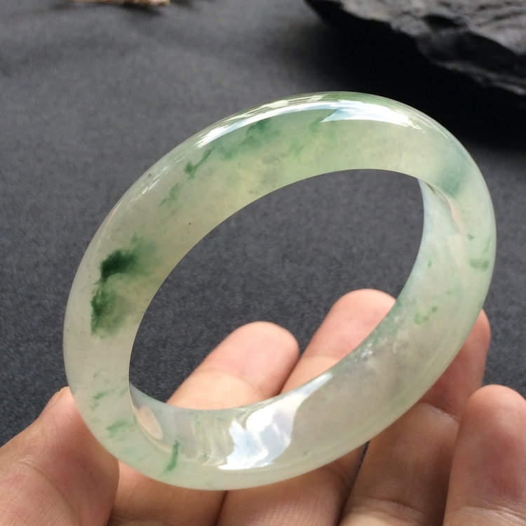 （超值推荐）冰种飘花手镯（57.9mm）