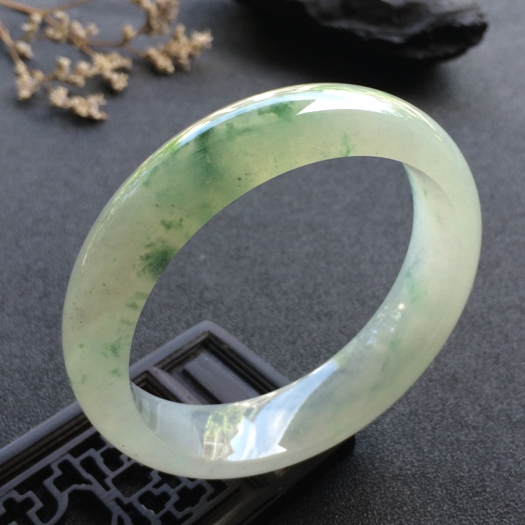 （超值推荐）冰种飘花手镯（57.8mm）