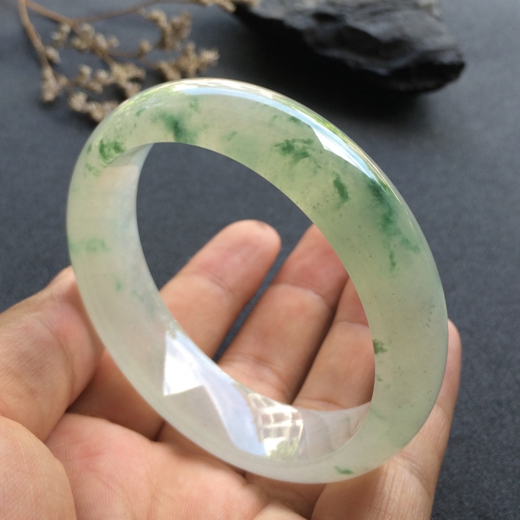 （超值推荐）冰种飘花手镯（57.8mm）