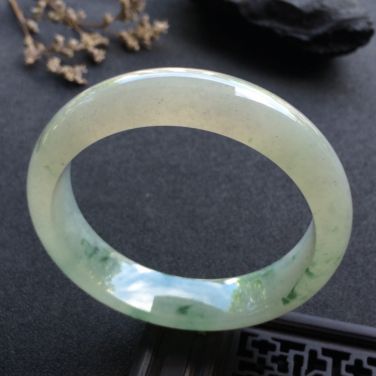 （超值推荐）冰种飘花手镯（57.9mm）