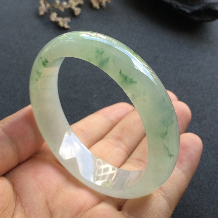（超值推荐）冰种飘花手镯（57.9mm）