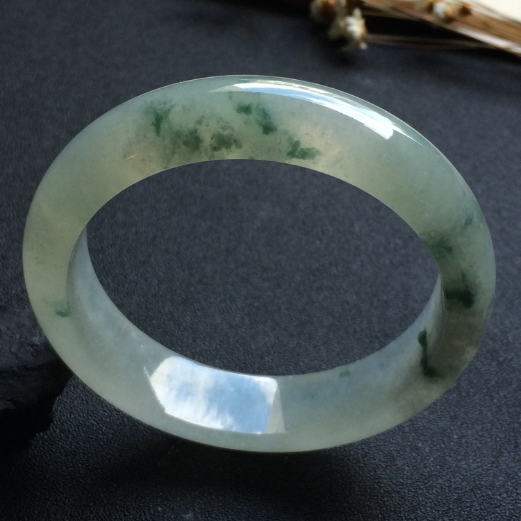 （超值推荐）冰种飘花手镯（57.8mm）