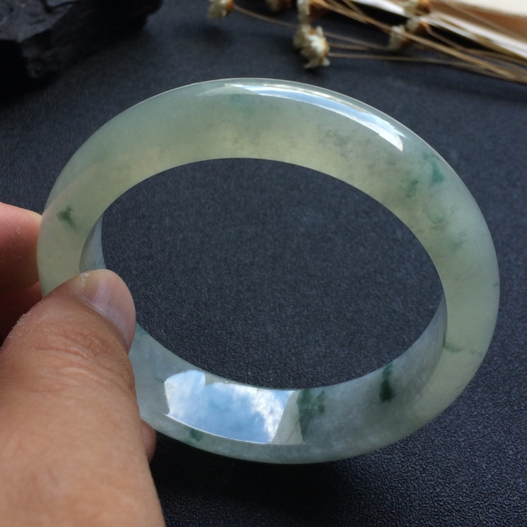 （超值推荐）冰种飘花手镯（57.8mm）