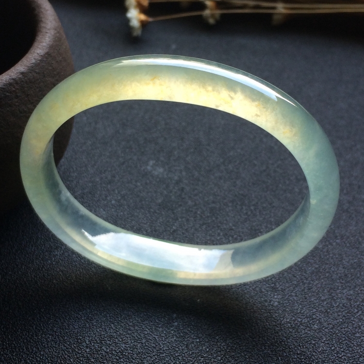（超值推荐）冰种淡黄翡贵妃镯（54.4mm-44mm）