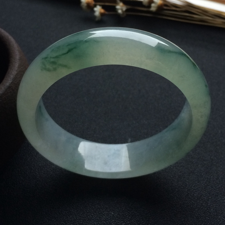 （超值推荐）冰种飘花手镯（55.6mm）