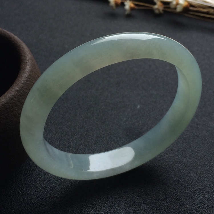 （超值推荐）糯冰种晴水贵妃镯（56.1mm-50.1mm）