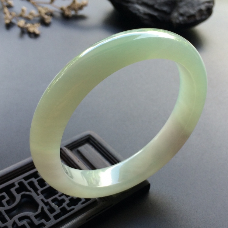 （超值推荐）糯冰种晴水手镯（55mm）