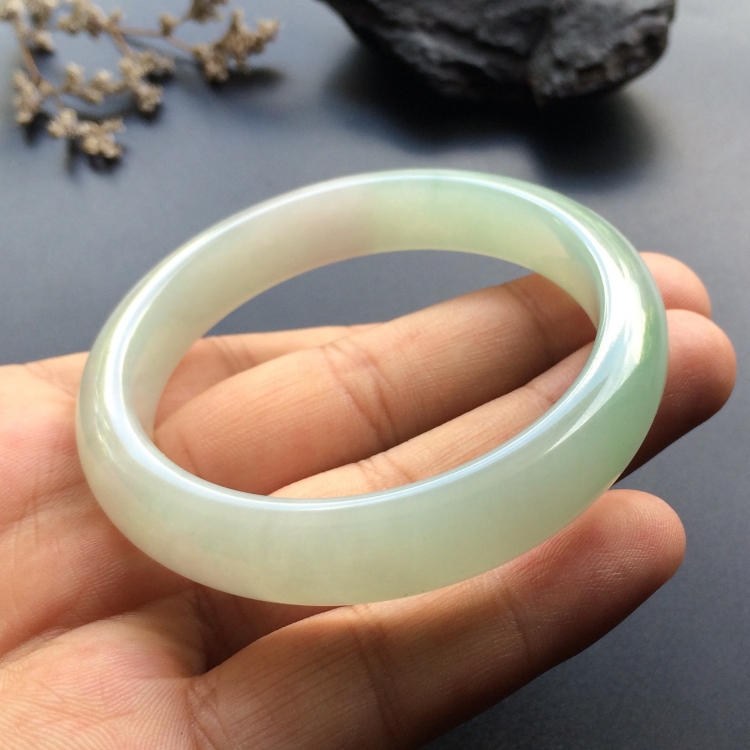 （超值推荐）糯冰种晴水手镯（55mm）