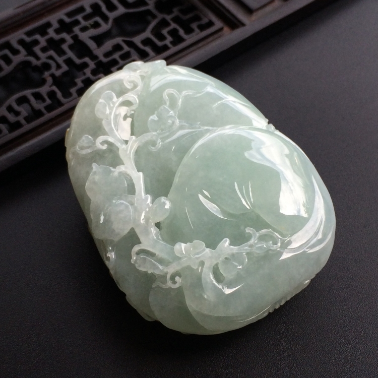 （超值推荐）糯冰种晴水带黄翡喜上眉梢挂件
