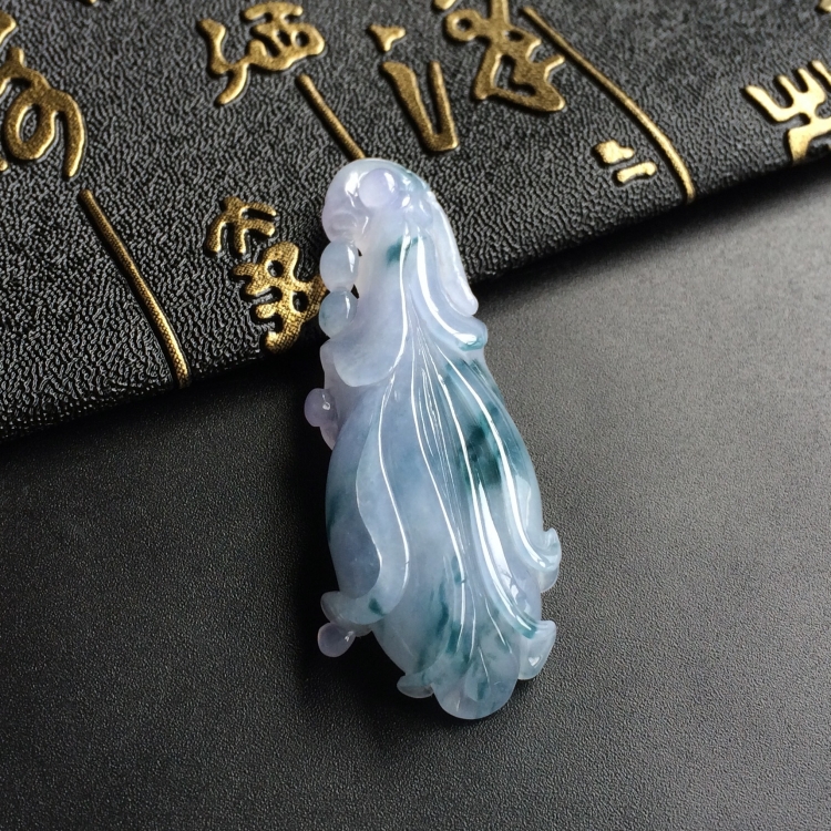 (超值推荐)糯冰种紫罗兰飘花玉兰花挂件