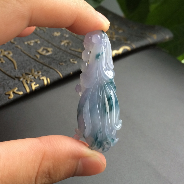 (超值推荐)糯冰种紫罗兰飘花玉兰花挂件