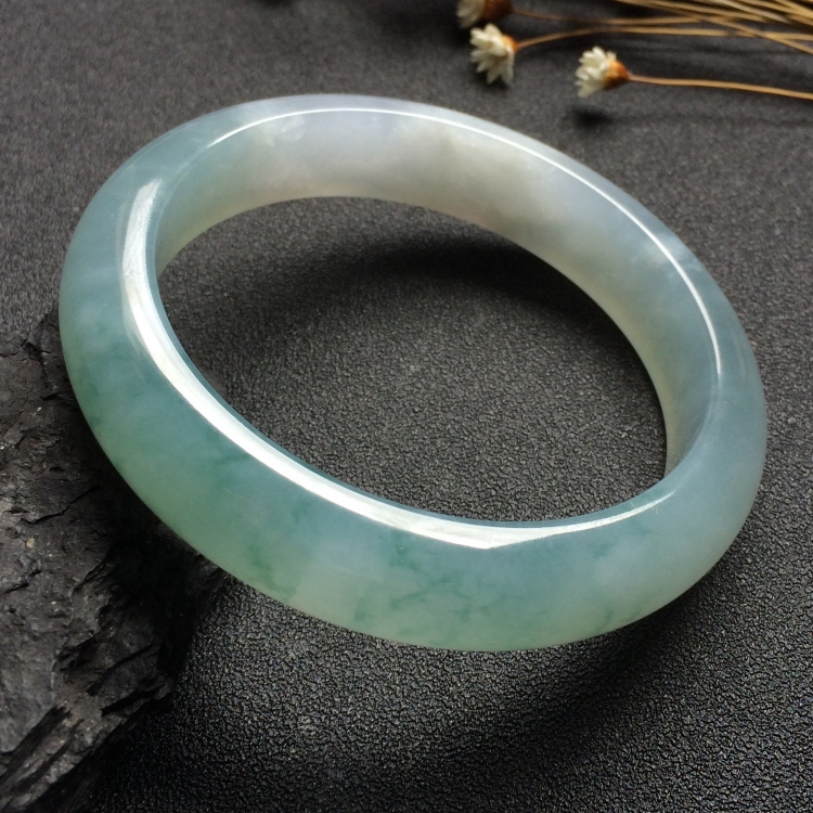（超值推荐）冰种飘花手镯（57mm）