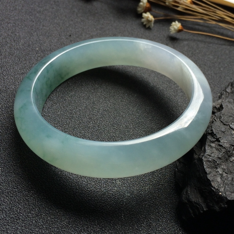 （超值推荐）冰种飘花手镯（57mm）