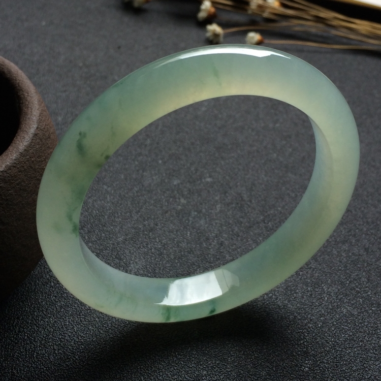 （超值推荐）冰种飘花手镯（55.4mm）