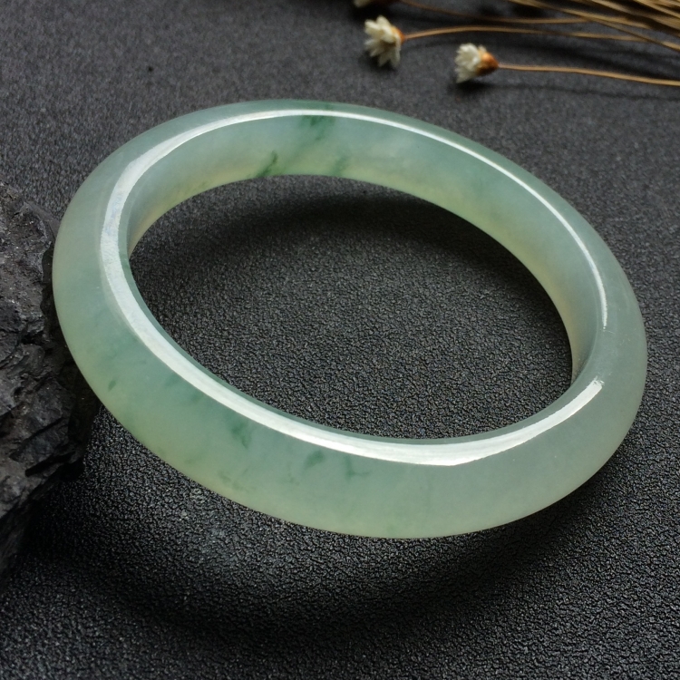 （超值推荐）冰种飘花手镯（55.4mm）