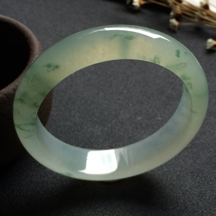 （超值推荐）冰种飘花手镯（56.6mm）