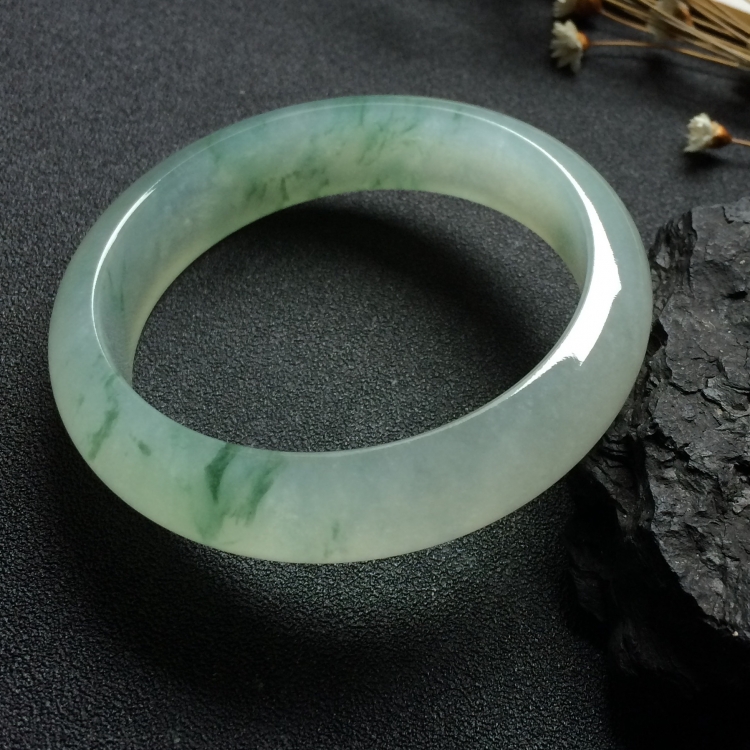 （超值推荐）冰种飘花手镯（56.6mm）