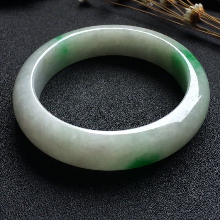 （超值推荐）糯冰种飘翠手镯（58mm）