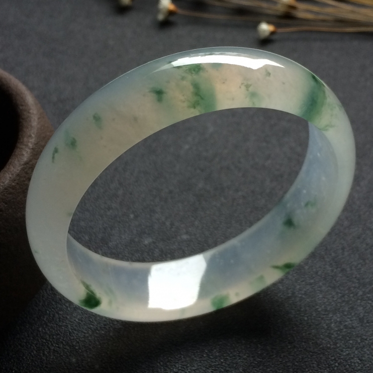 （超值推荐）冰种飘花手镯（56.7mm）