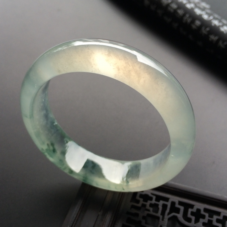 （超值推荐）冰玻种飘花手镯（57.5mm）