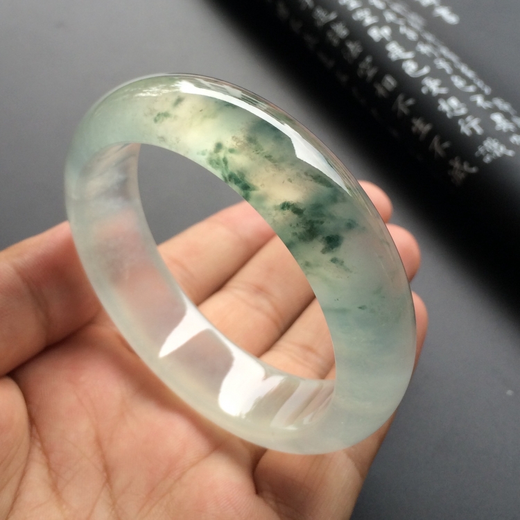 （超值推荐）冰玻种飘花手镯（57.5mm）