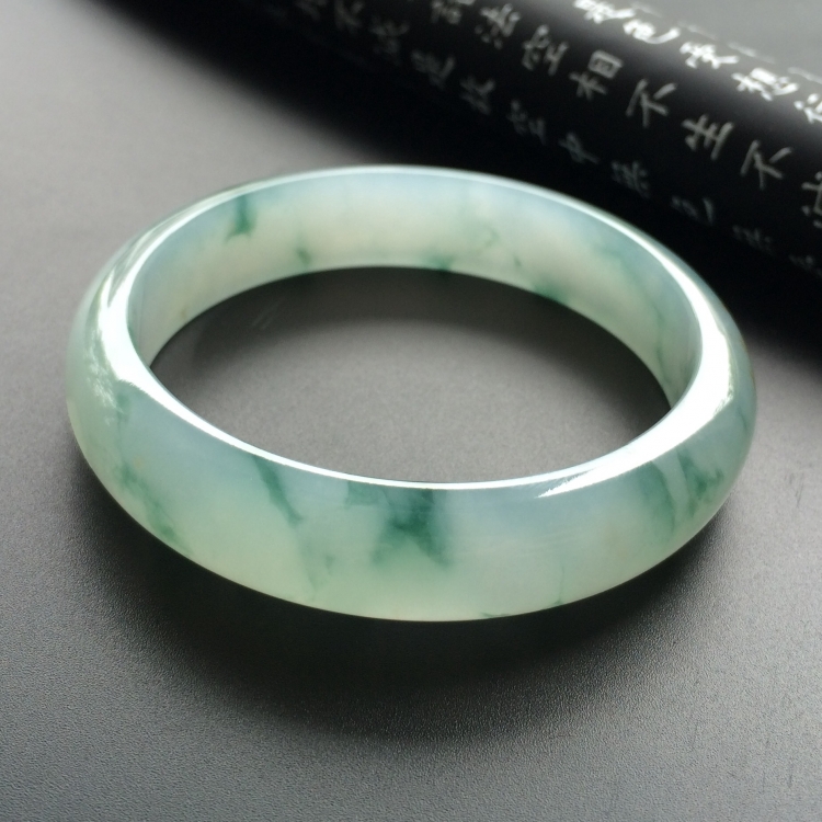 （超值推荐）糯冰种飘花手镯（57.2mm）