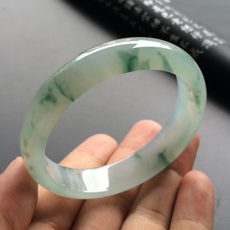 （超值推荐）糯冰种飘花手镯（57.2mm）