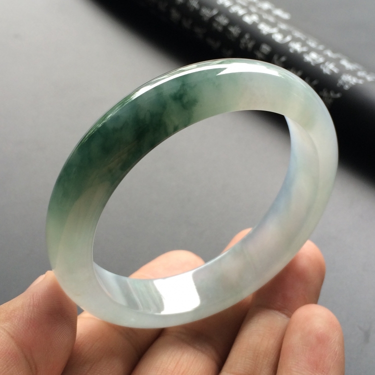 （超值推荐）糯冰种飘花手镯（57.1mm）