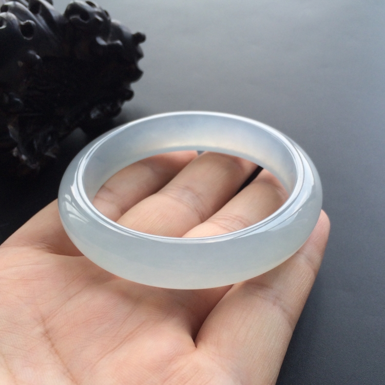 (超值推荐)冰种晴水手镯(56.3mm)