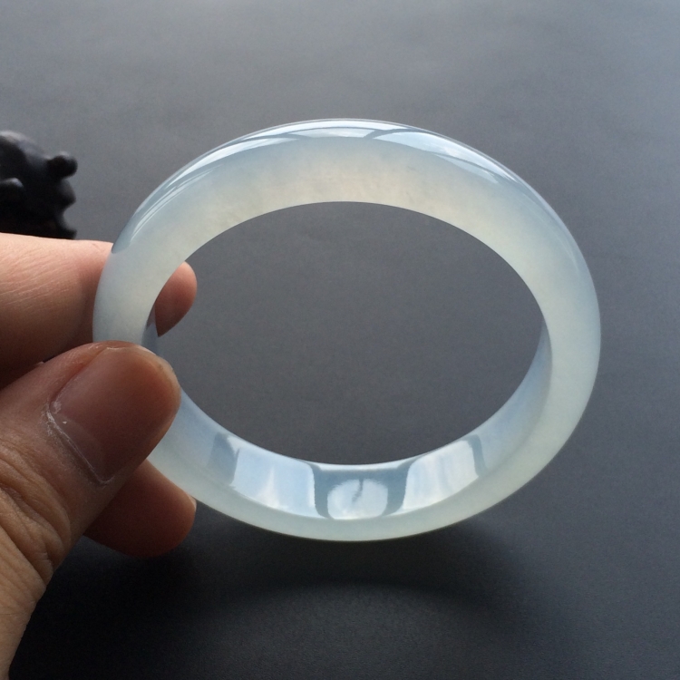 (超值推荐)冰种晴水手镯(56.3mm)