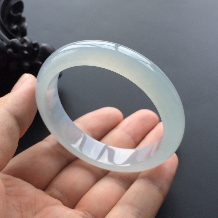 (超值推荐)冰种晴水手镯(56.3mm)
