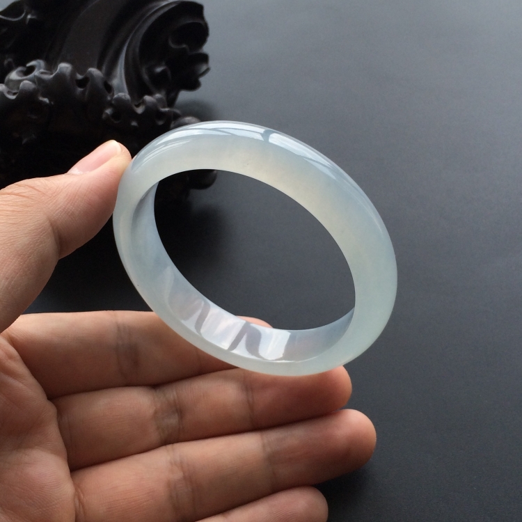 (超值推荐)冰种晴水手镯(56.3mm)