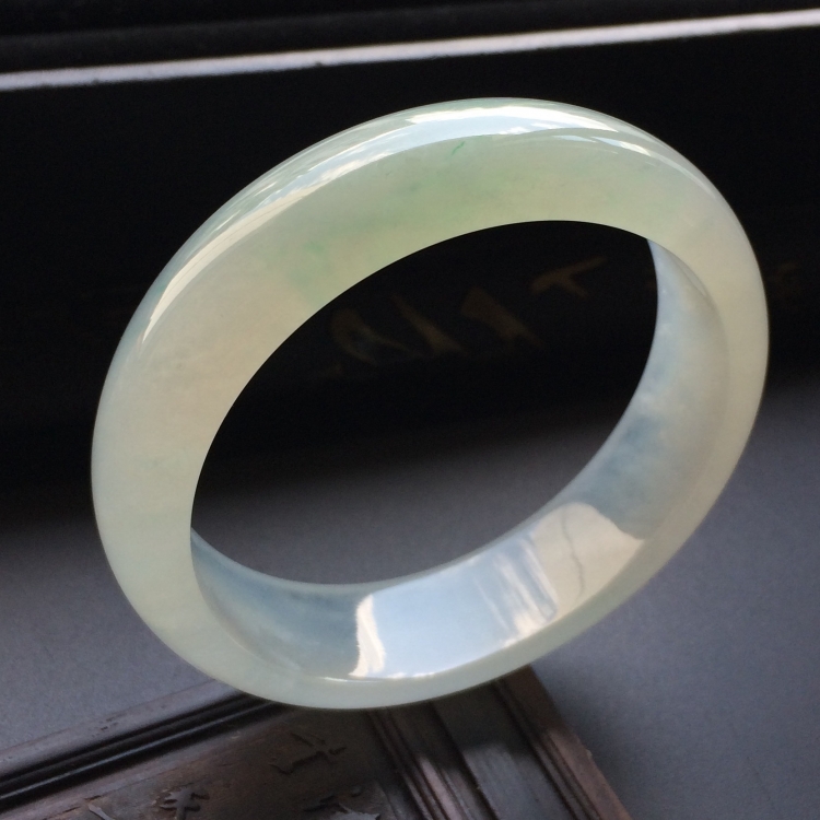 （超值推荐）冰种淡晴水手镯（57.5mm）