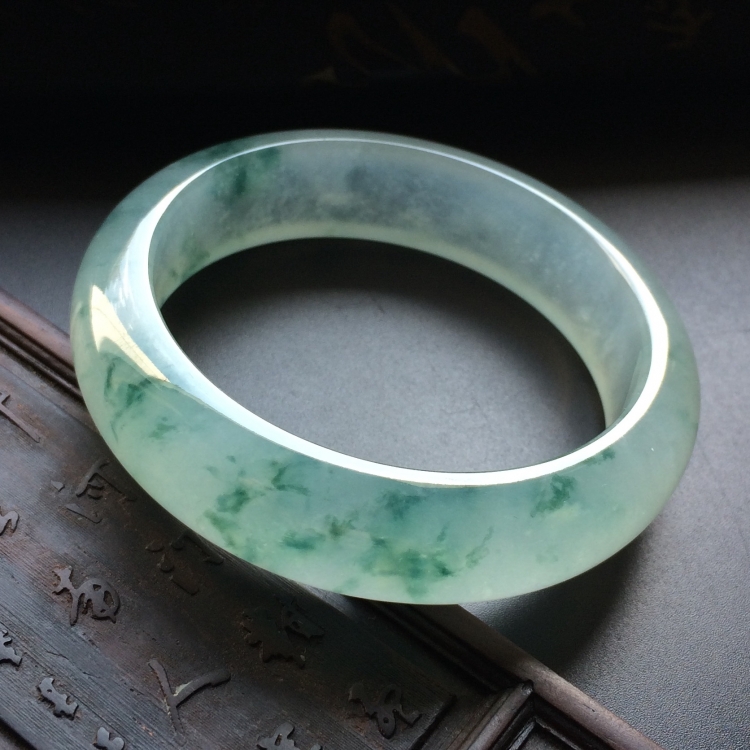 （超值推荐）冰种飘花手镯（53.7mm）