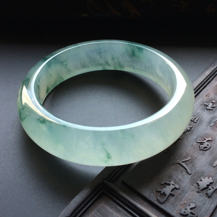 （超值推荐）冰种飘花手镯（53.7mm）