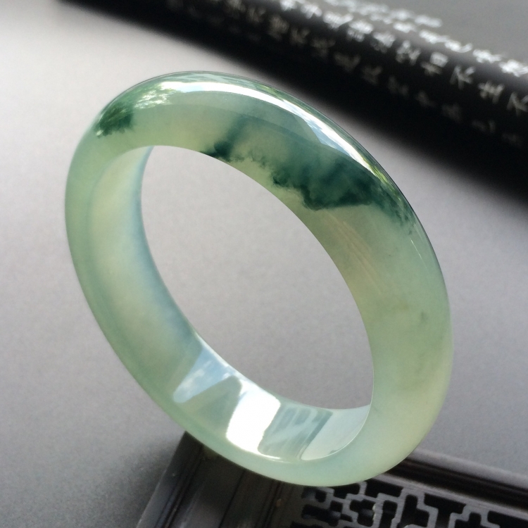 （超值推荐）冰种飘花手镯（57.3mm）