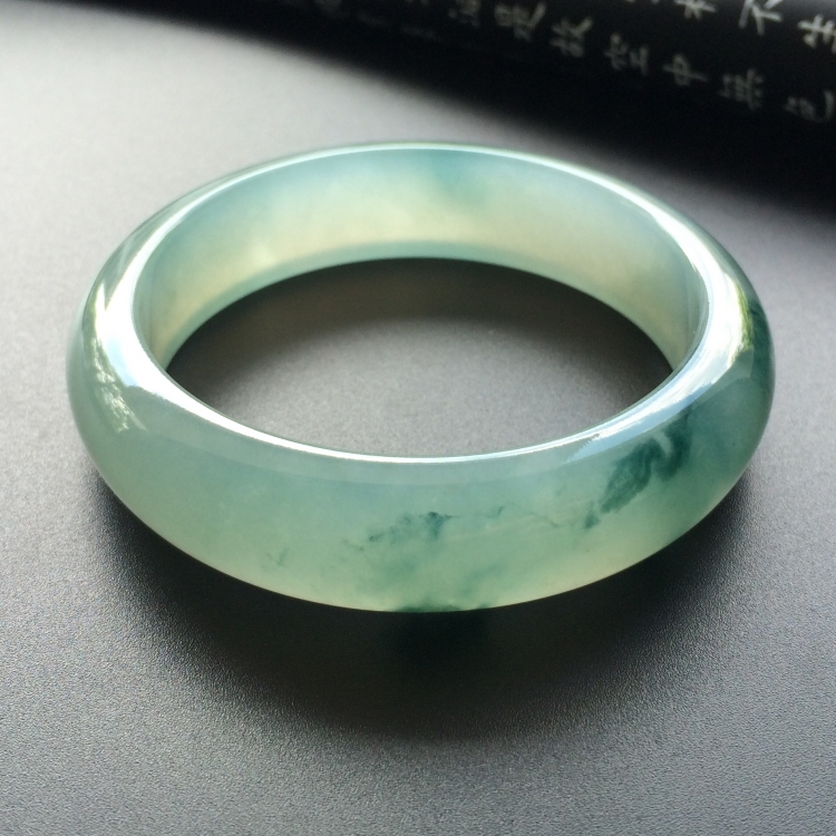 （超值推荐）冰种飘花手镯（57.3mm）