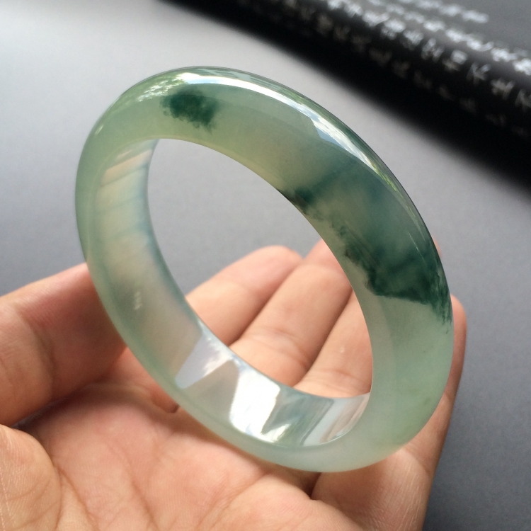 （超值推荐）冰种飘花手镯（57.3mm）