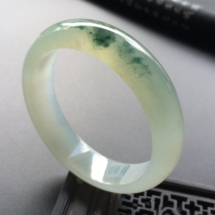 （超值推荐）冰种飘花手镯（55.7mm）