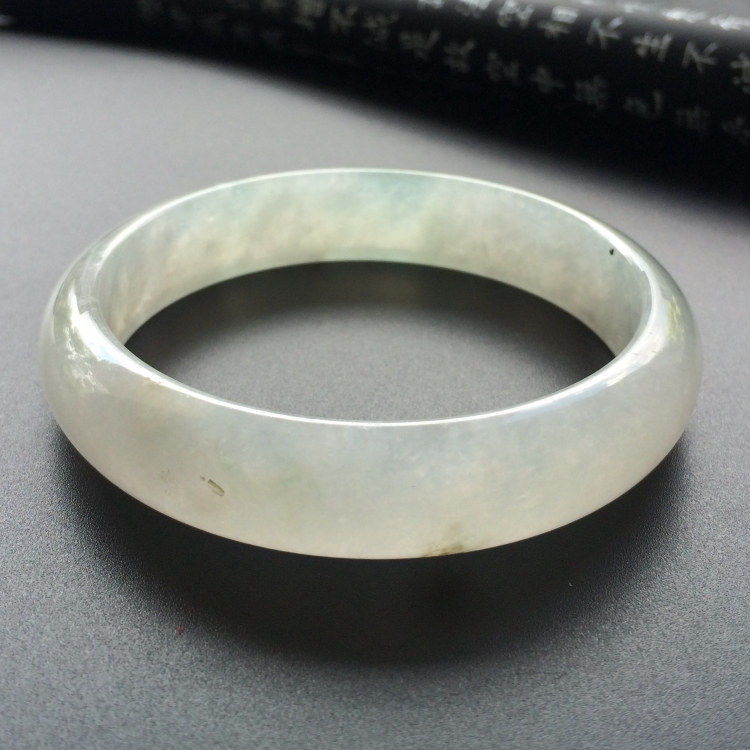 （超值推荐）冰种淡晴水手镯（61mm）