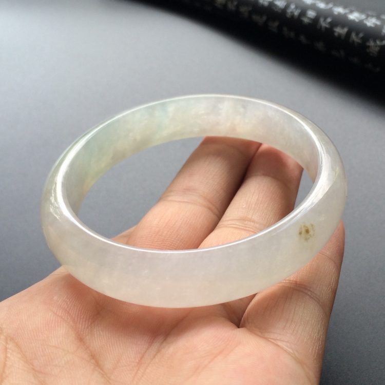 （超值推荐）冰种淡晴水手镯（61mm）