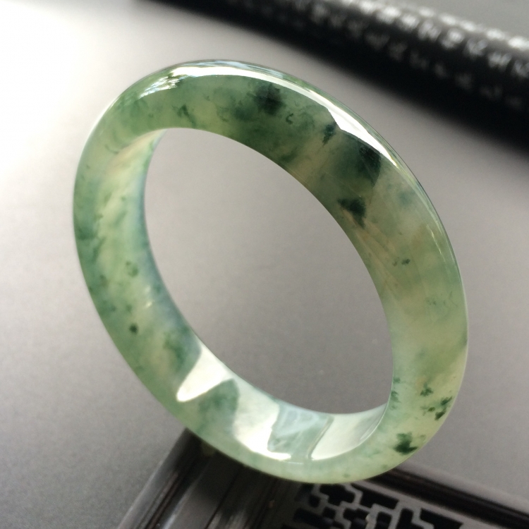 （超值推荐）冰种飘花手镯（57.3mm）