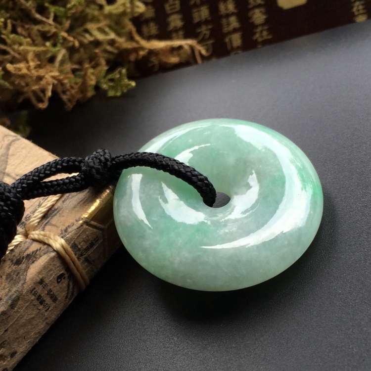 （超值推荐）糯冰种晴水平安扣挂件