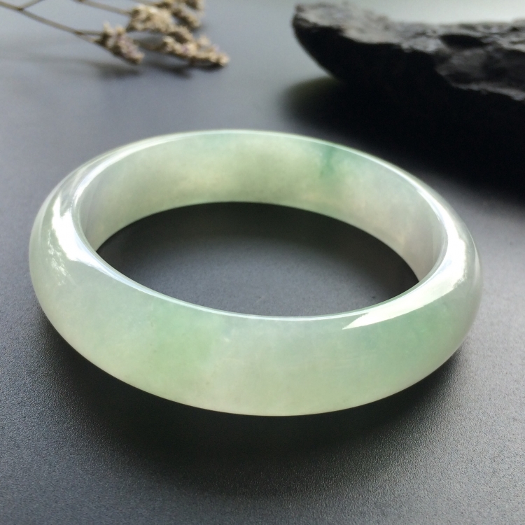 （超值推荐）糯冰种飘花手镯（57.1mm）