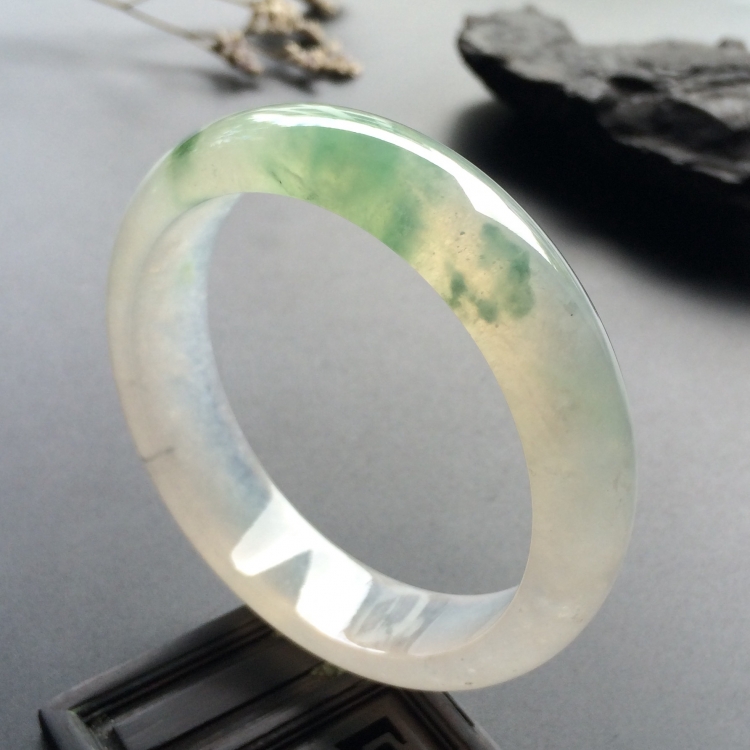 （超值推荐）冰种飘花手镯（57.8mm）