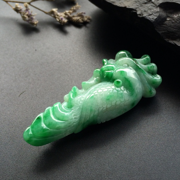 （超值推荐）糯冰种飘翠英明神武挂件