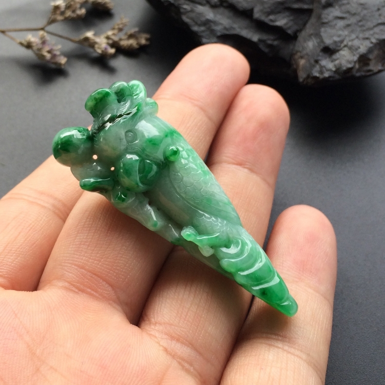 （超值推荐）糯冰种飘翠英明神武挂件